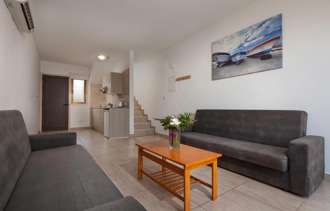 Penelope Beach Hotel Apts Protaras Ngoại thất bức ảnh