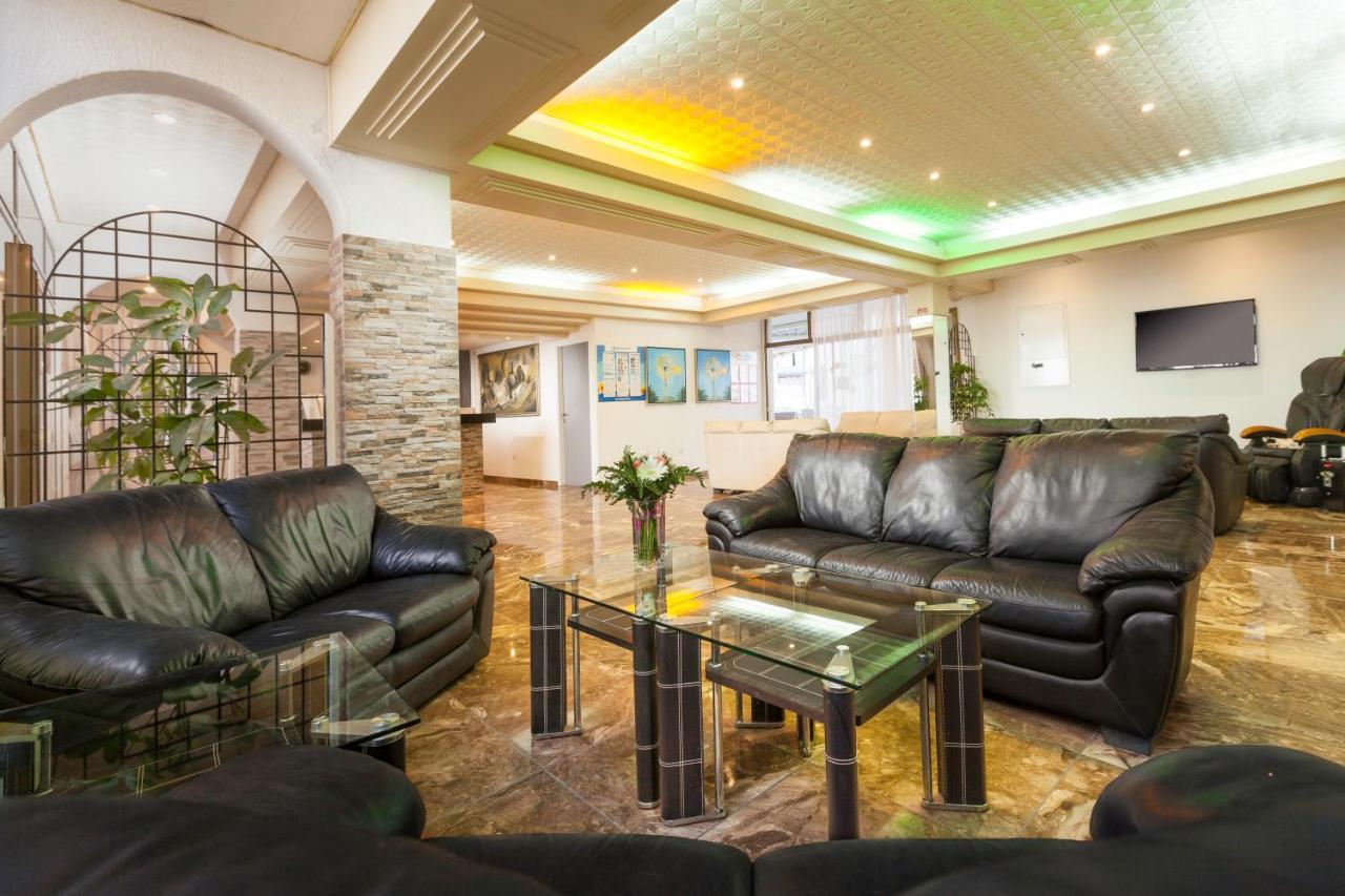 Penelope Beach Hotel Apts Protaras Ngoại thất bức ảnh